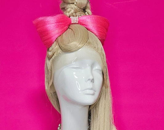 Miss Bow Chic